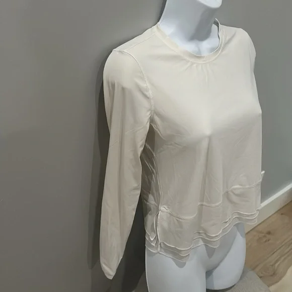 Lululemon Women Top - Picture 3 of 7